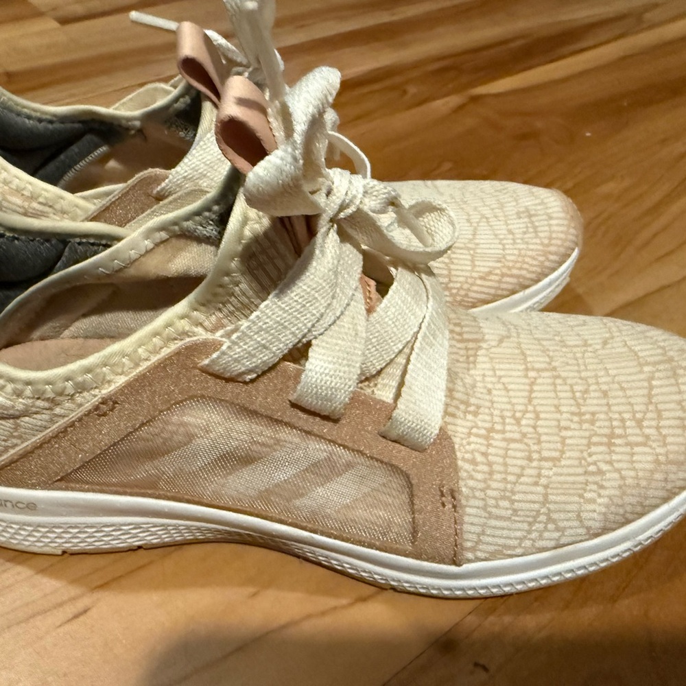 Adidas Edge LuxBounce Sneakers